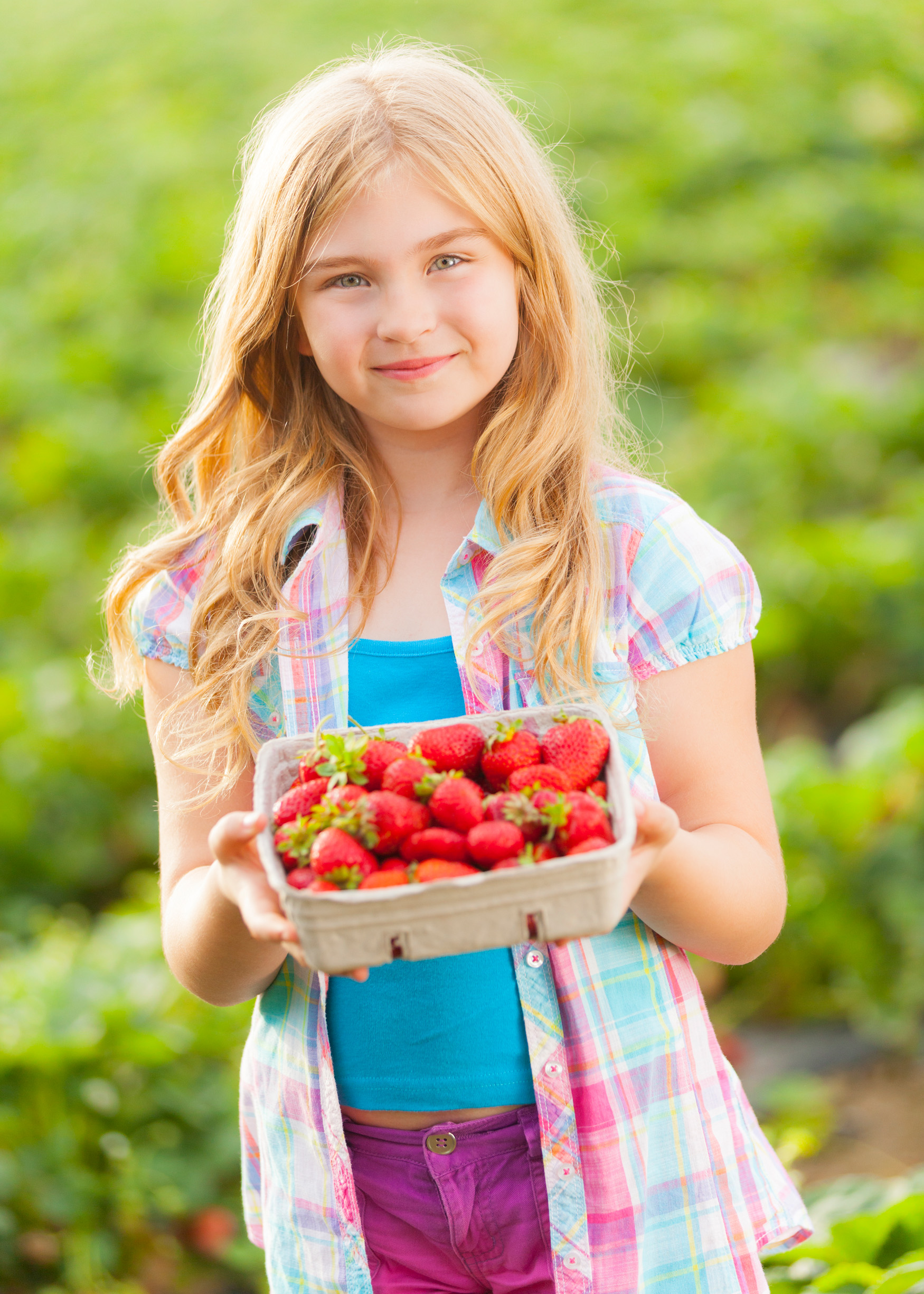 Girl w Strawberries 2